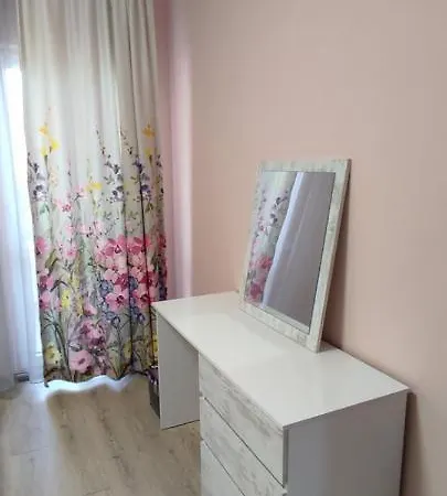 Luxury And Stylish Apartmen, Metro Station Obelya Lejlighed *
