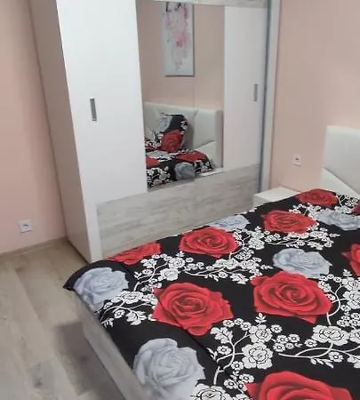 Lejlighed Luxury And Stylish Apartmen, Metro Station Obelya *