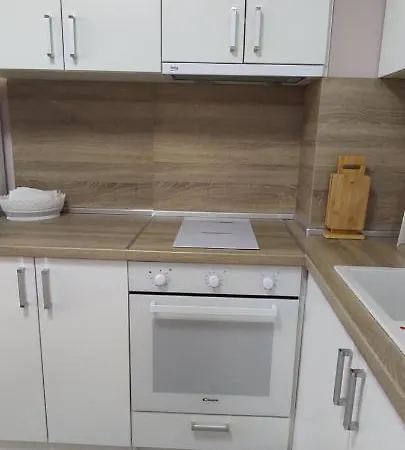 Luxury And Stylish Apartmen, Metro Station Obelya Apartment Sofia